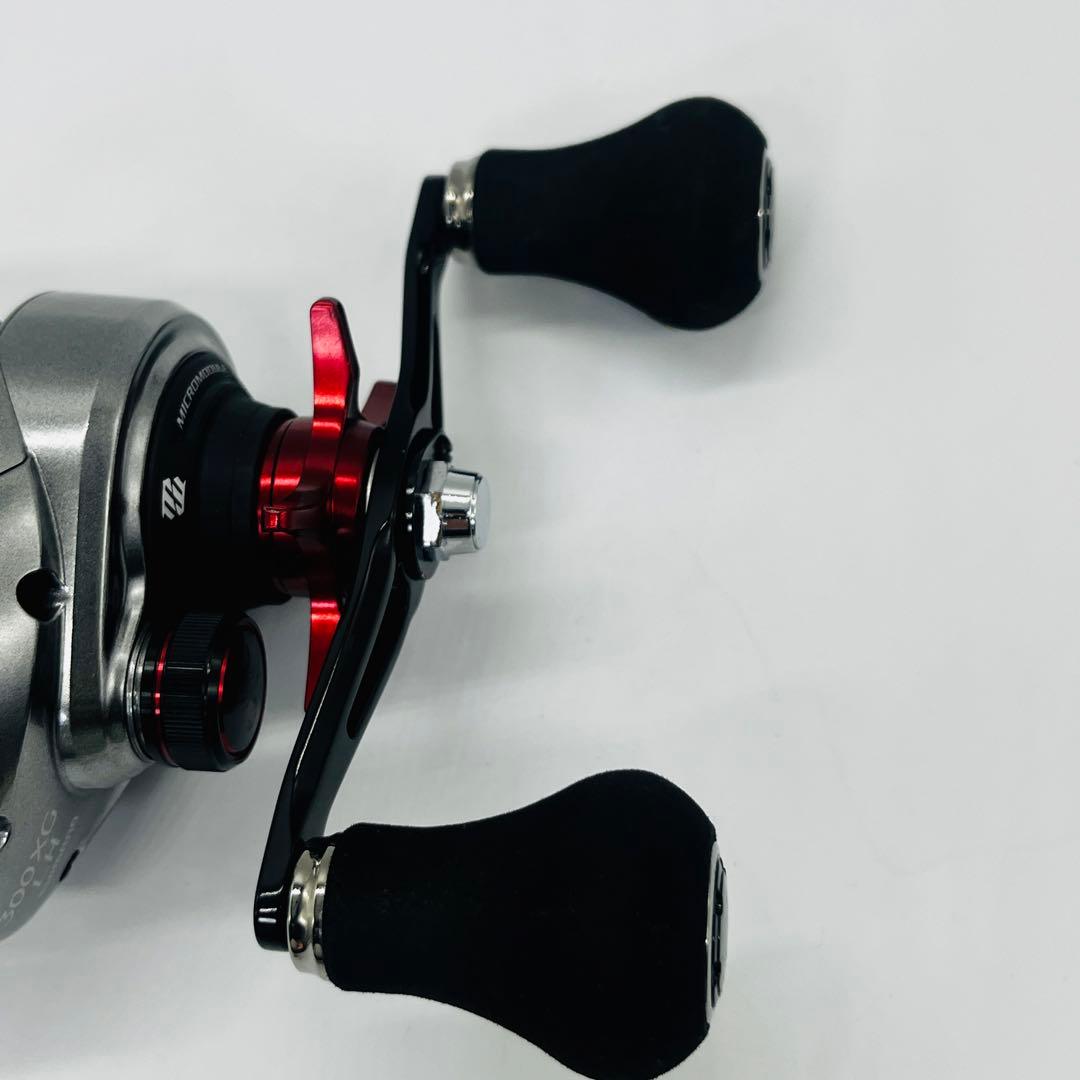 美品　シマノベイトリール 両軸リール バス スコーピオンMD 300XGLH