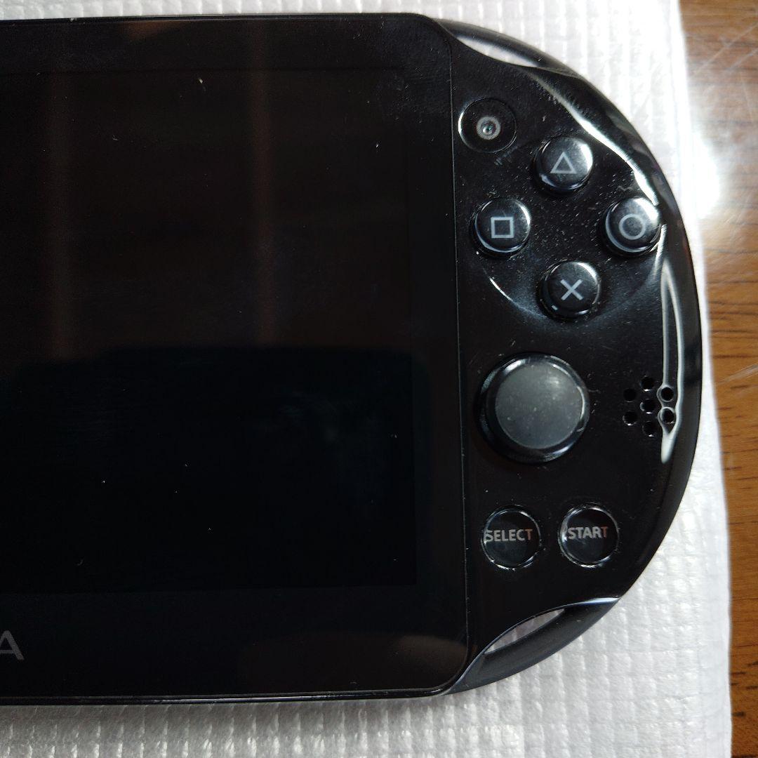 【液晶比較的美品】PlayStationVITA PCH-2000 ブラックB