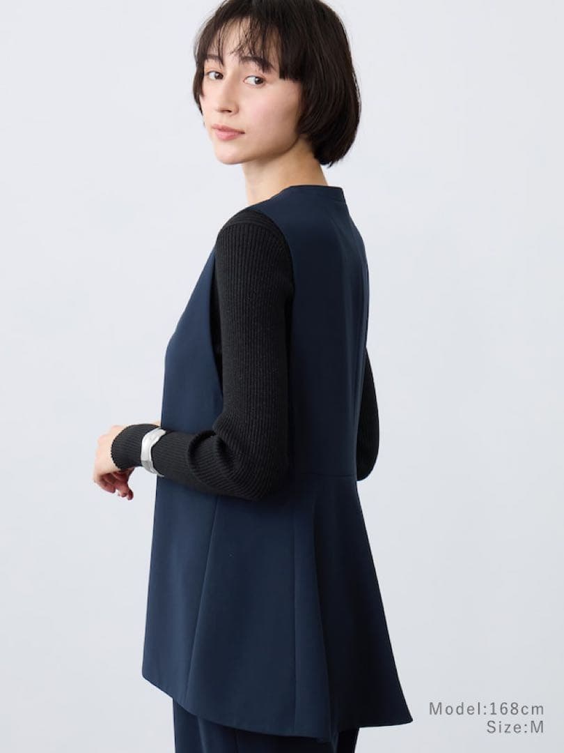 トリアセブレンドペプラムジレ　ブラック　新品タグ付