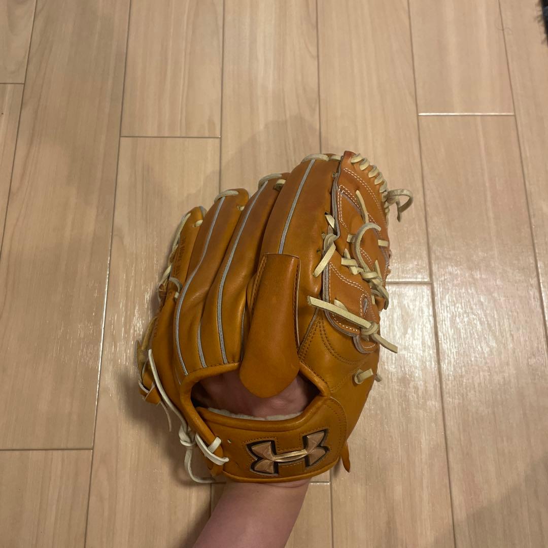 最終値下げ　アンダーアーマー硬式投手用