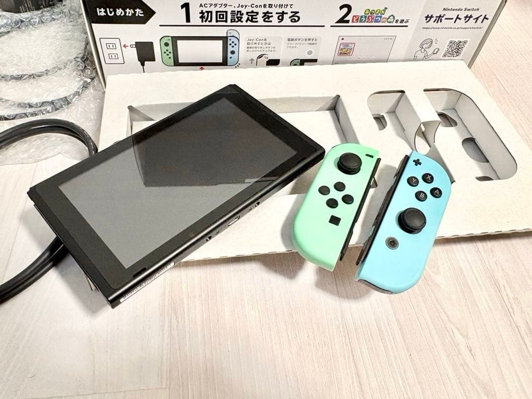 Nintendo Switch 本体　あつまれどうぶつの森デザイン　あつ森