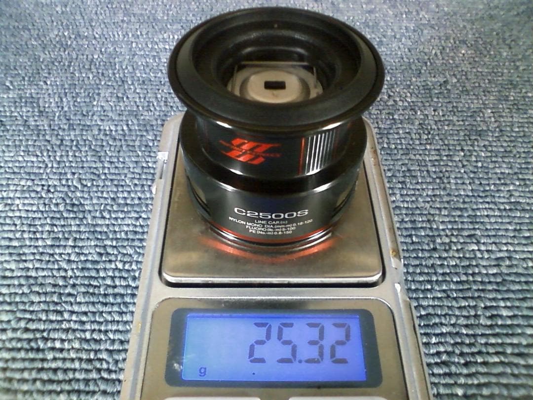 シマノ 24 ヴァンフォード C2500S 純正 スプールの未使用品