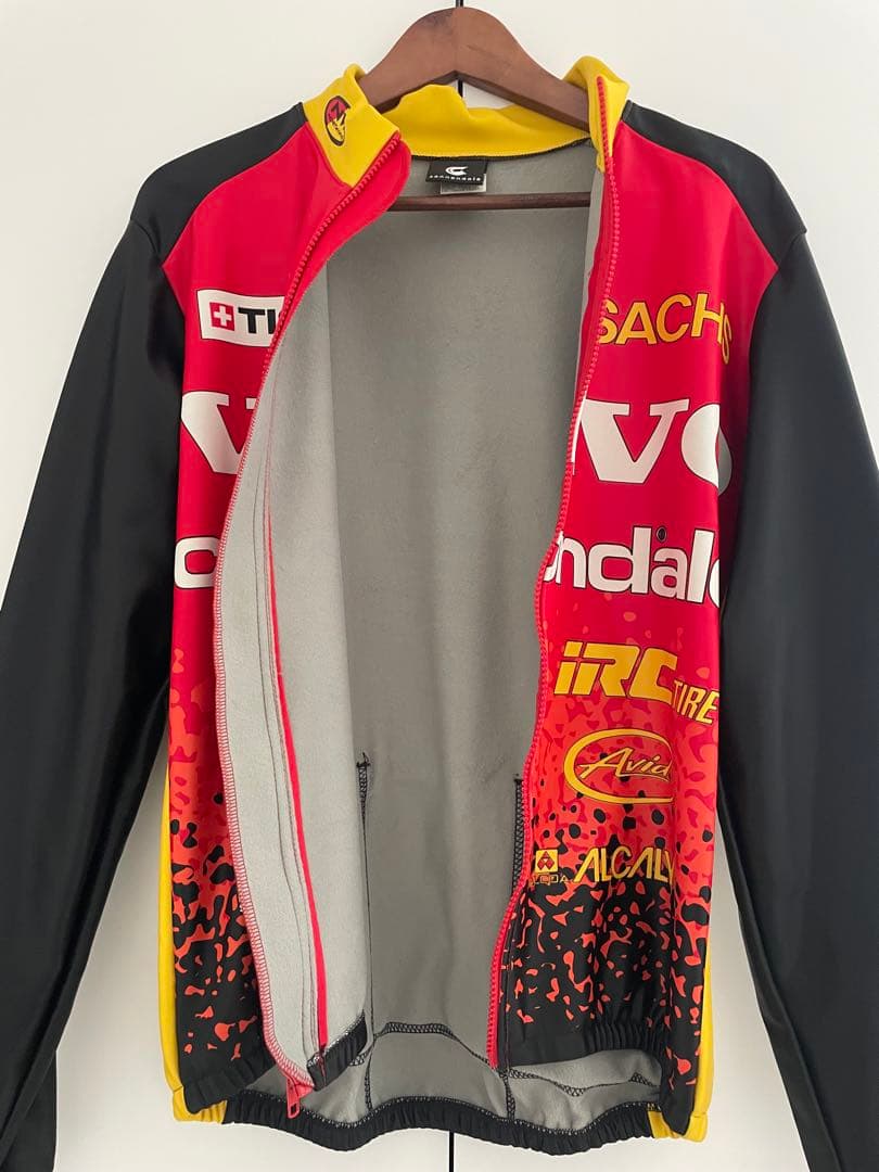 【新品未使用】cannondale VOLVO サイクルジャケット M