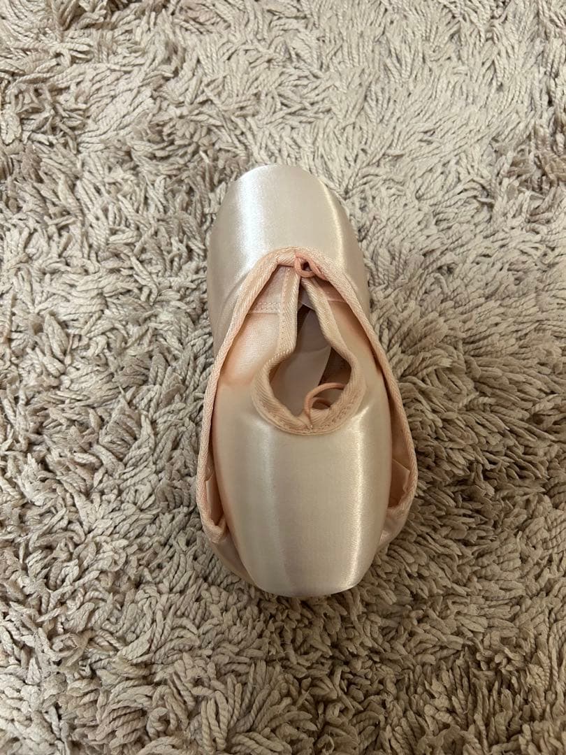 専用　新品　シルビア　フロリナⅢ 24.5㎝　E幅