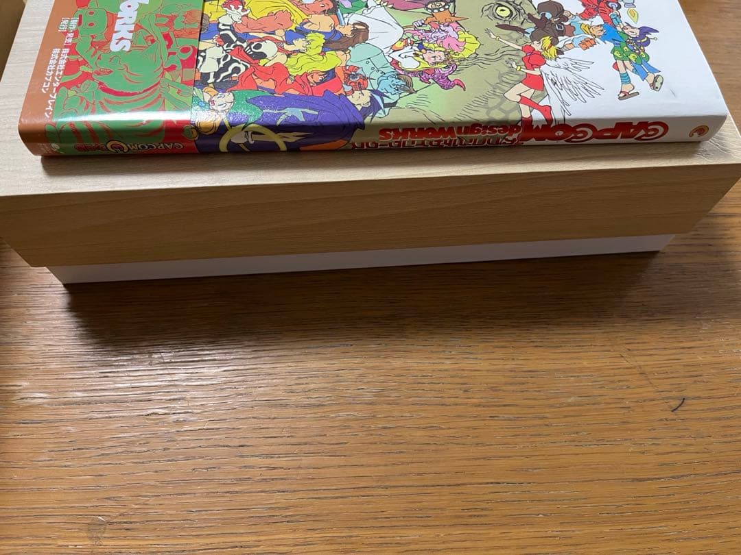 カプコンデザインワークス　帯付きハガキ付き美品　イラストレーションズ　イラスト集