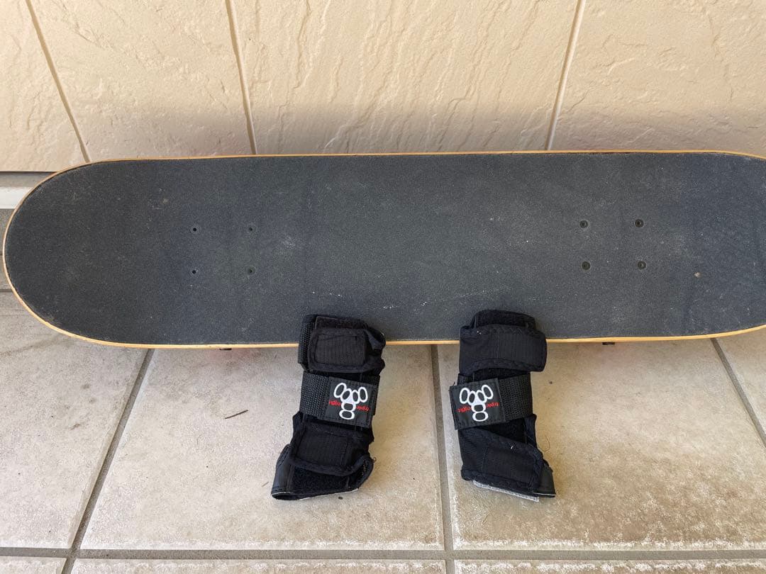 Almost Skateboards スケートボード 52mmウィール　手付