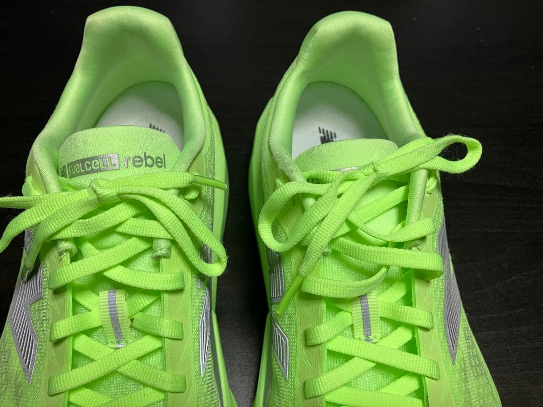 【限定モデル】New Balance フューエルセルレベルv5 28.5cm