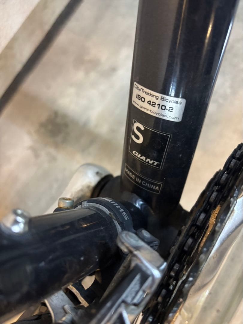 GIANT クロスバイク アルミフレーム