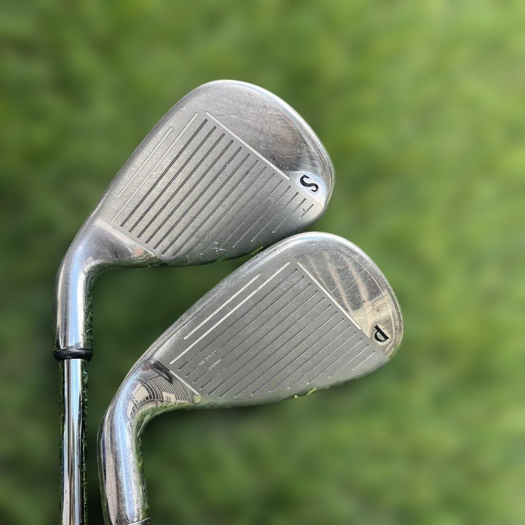 メンズ右利き　キャディーバッグ美品　キャロウェイ　ゴルフアイアンセット