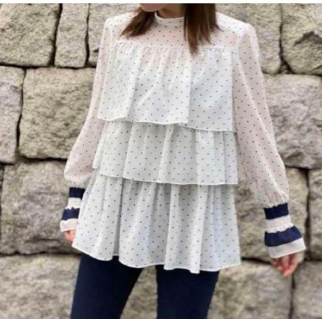 【美品】ボーダーズアットバルコニー　ドットブラウス　フリル　ティアード　長袖