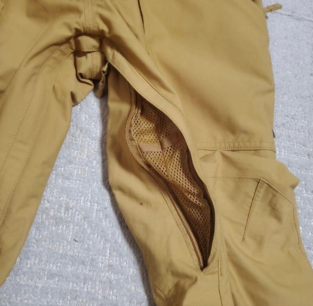 BURTON　ウェア上下　ジャケットLサイズ　パンツMサイズ