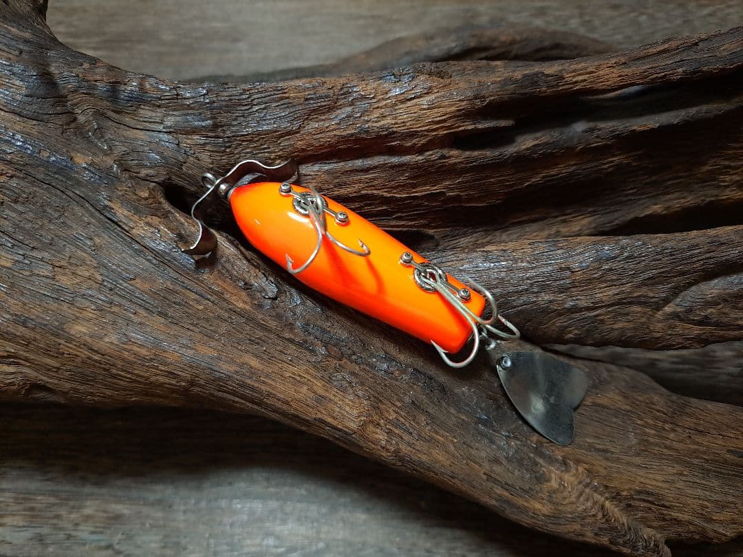 ザウルス　バルサ50　マンボー　manb-O　カラー:#4　レッドクラックル