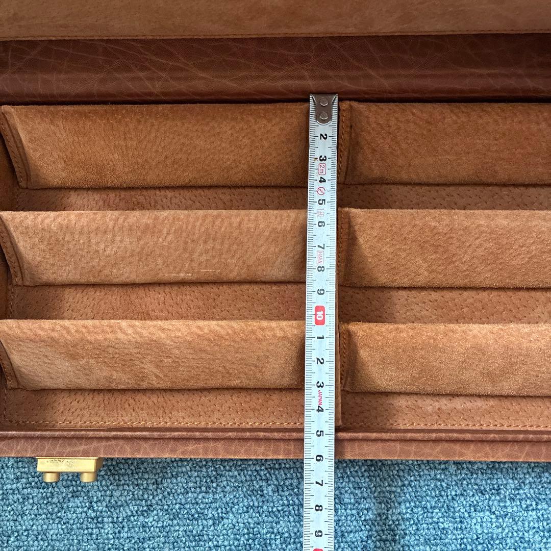 w*i様 サーロンドス　レザー コレクションケース　新品