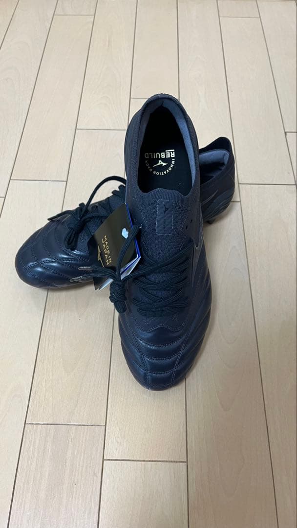 【新品・限定品】モレリアネオ 4 β Ltd ブラック 25.5cm