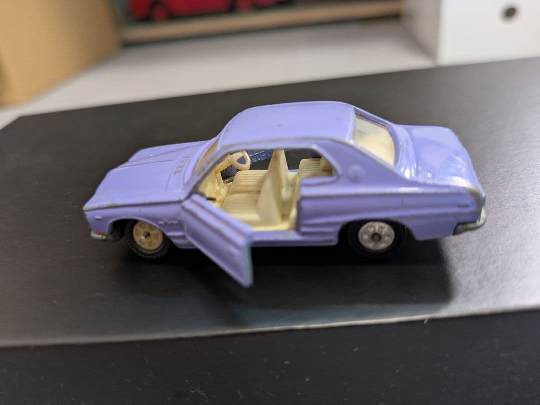 トミカ No.21 日産スカイライン HT2000GT