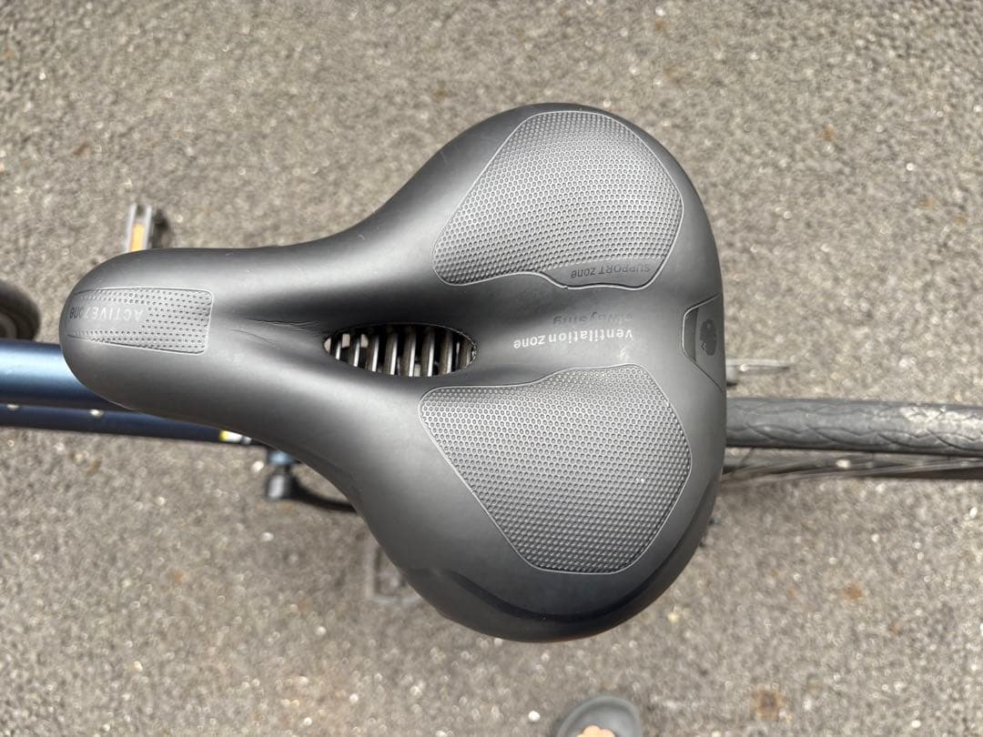 最終値下げ⭐️ NESTO VACANZE 6061 軽量クロスバイク　紺