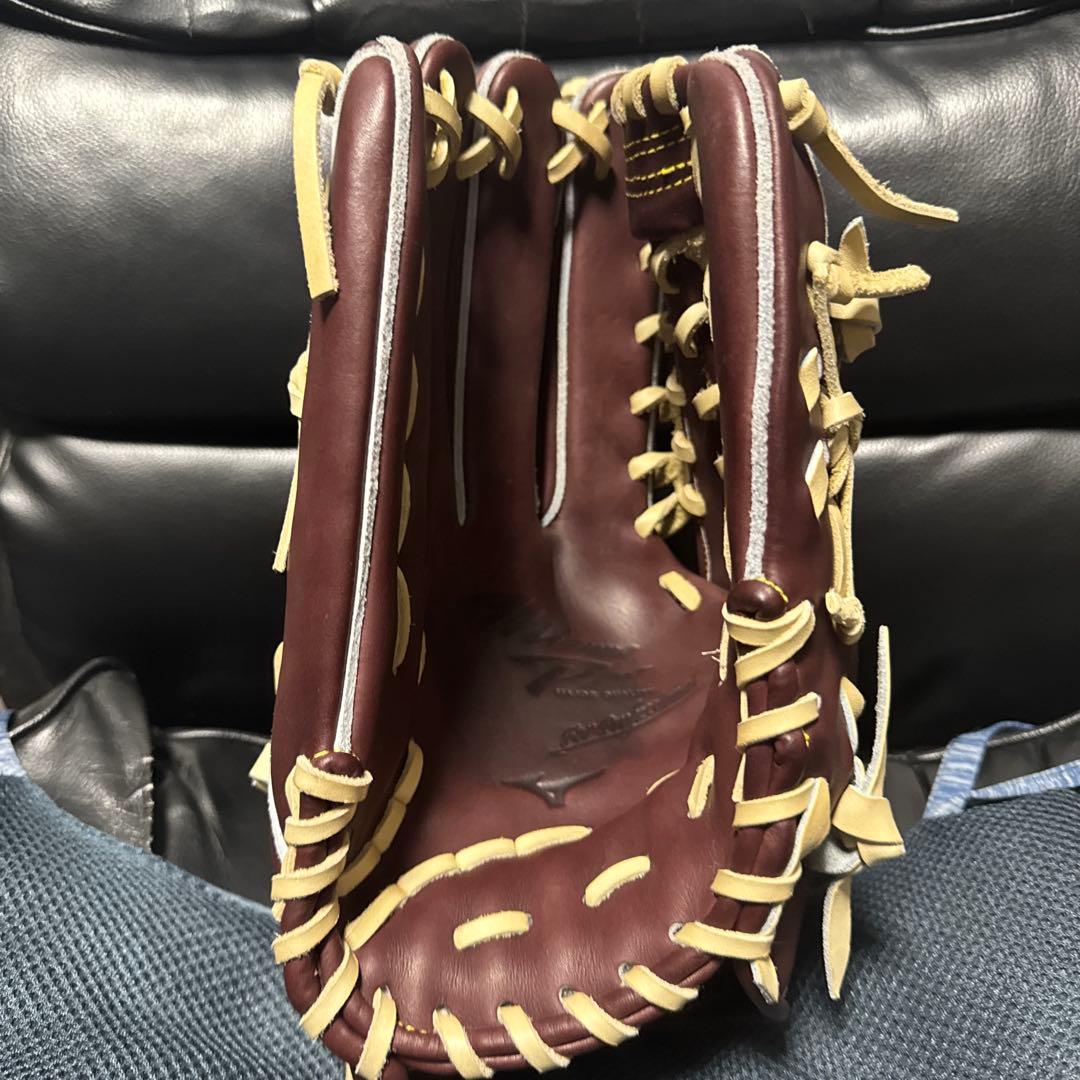 ミズノプロ　プロ支給グラブ　左投げ　硬式　外野手用