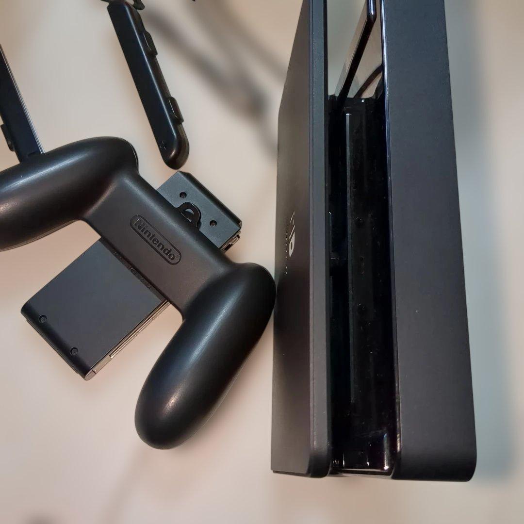 ほぼ未使用　美品　Nintendo Switch 本体バッテリー強化　2024年