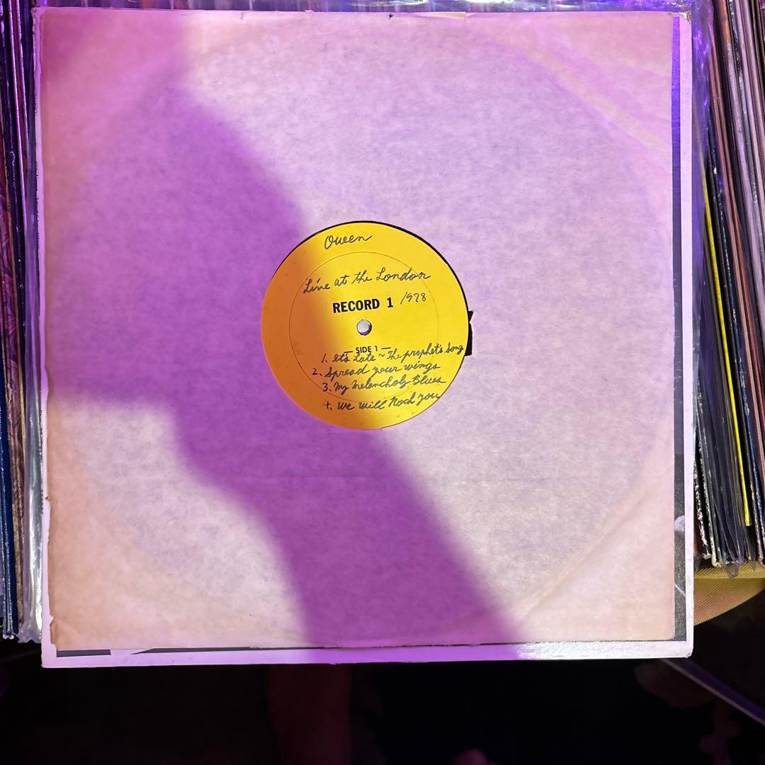 Queen No News Is Good News ライブレコード