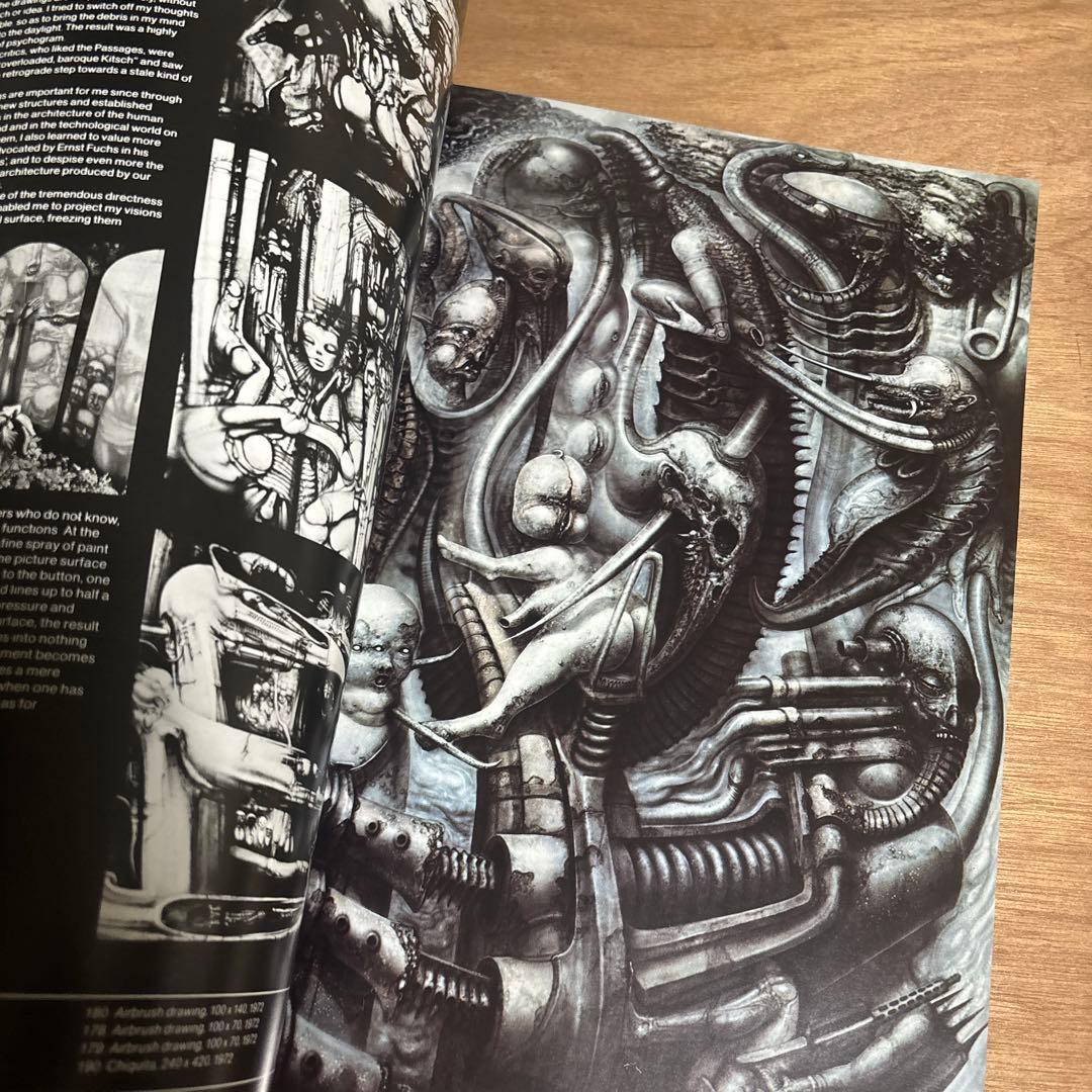 H.R.Giger's ecronomicon ギーガー ネクロノミコン