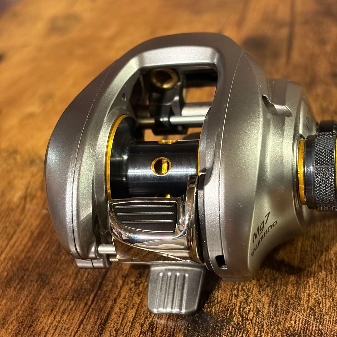 シマノ　アルデバラン　右巻き　MG7 SHIMANO ALDEBARAN