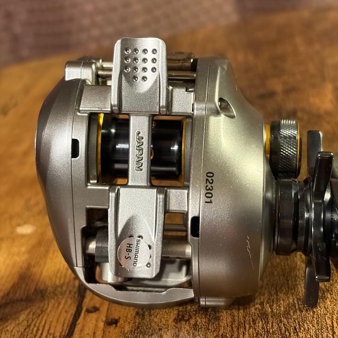 シマノ　アルデバラン　右巻き　MG7 SHIMANO ALDEBARAN