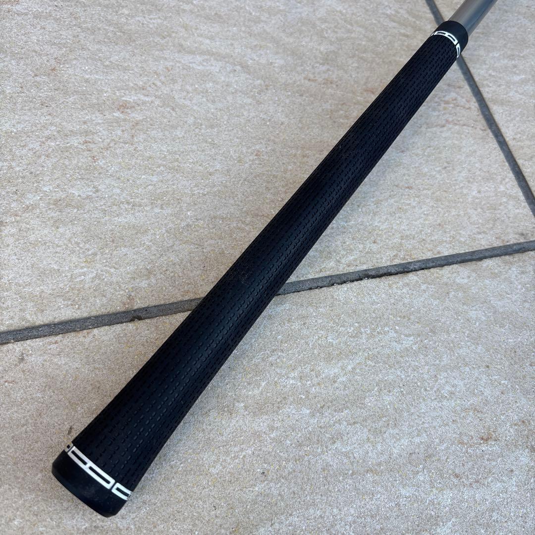 美品タイトリストGT1ユーティリティ用純正シャフト　エアスピーダー50HB R2