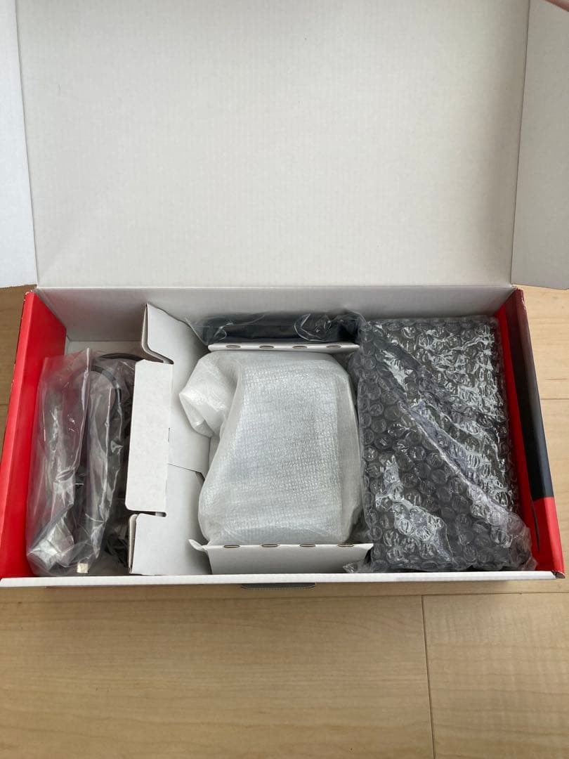 【液晶極美品】Nintendo Switch 本体 赤/青 Joy-Con付き