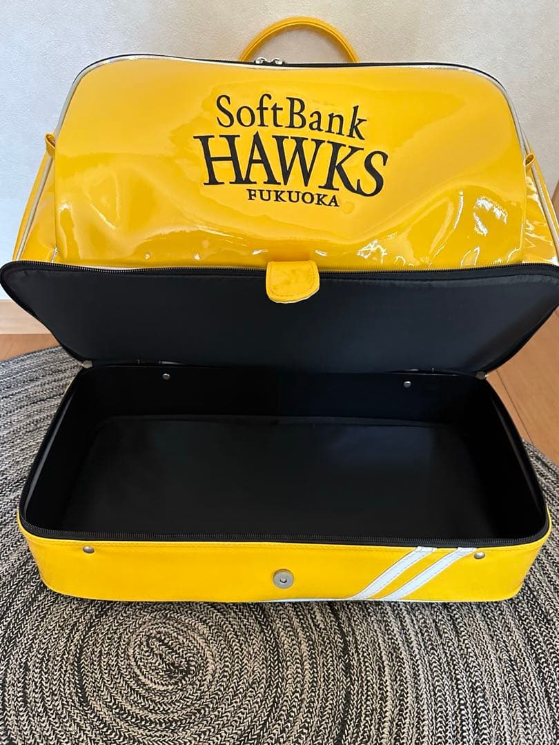 福岡ソフトバンクホークス　バック　非売品