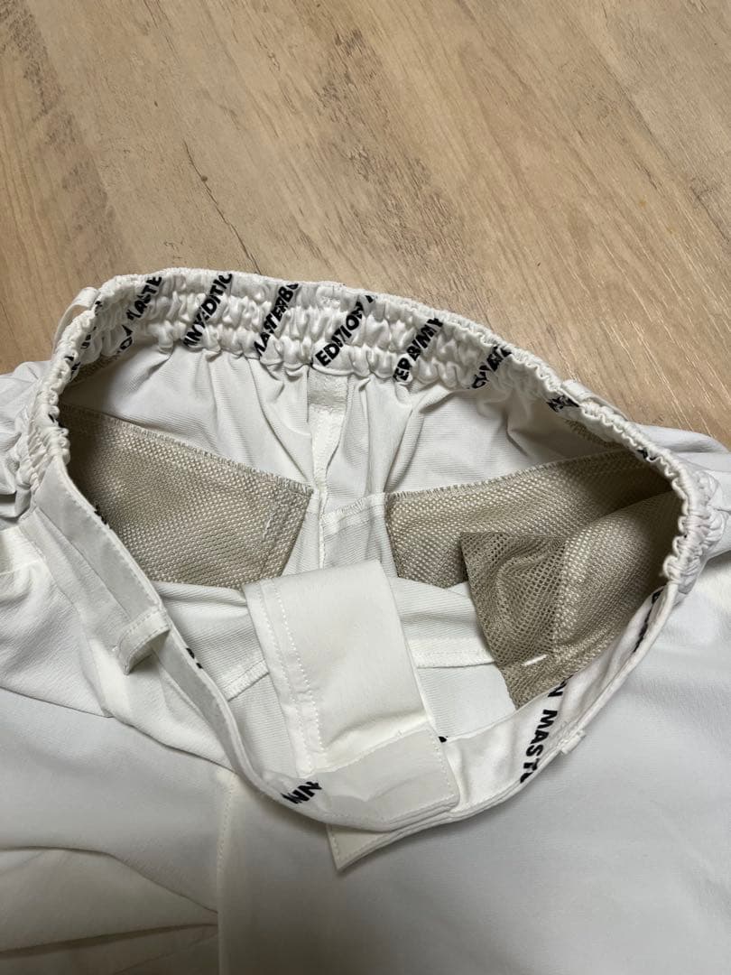 MASTER BUNNY EDITION パンツ ホワイト　レディース1