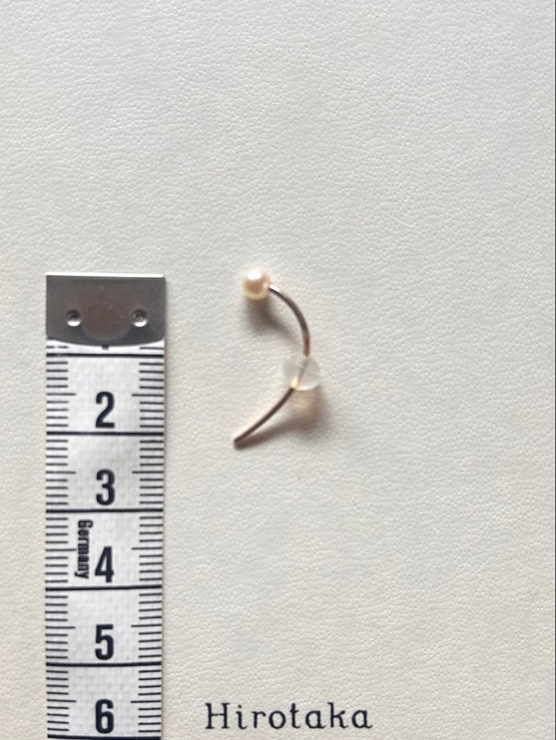 Hirotaka パール片耳用ピアス　Pearl Arrow S