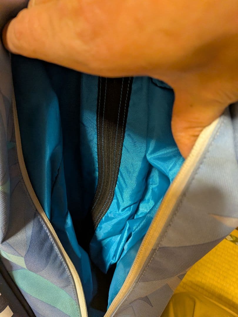 YONEX バドミントンラケットバッグ　ネイビーサックス