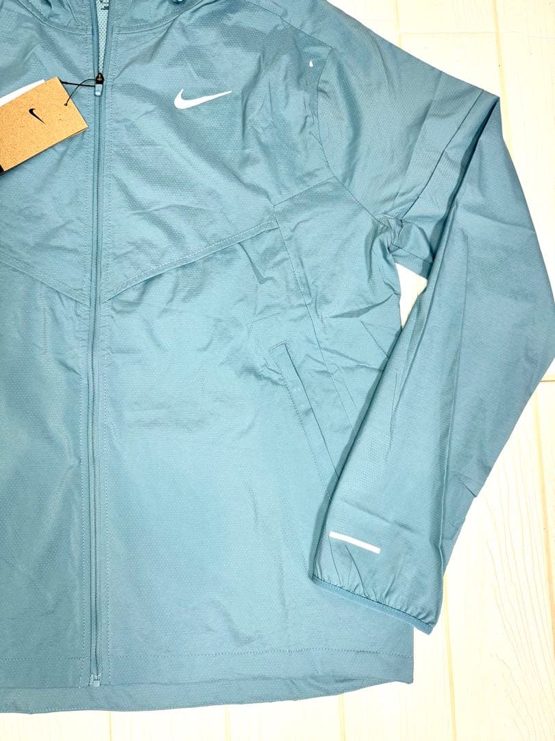 ナイキNIKE ランニングジャケット メンズ XL新品タグ付き 撥水 パッカブル