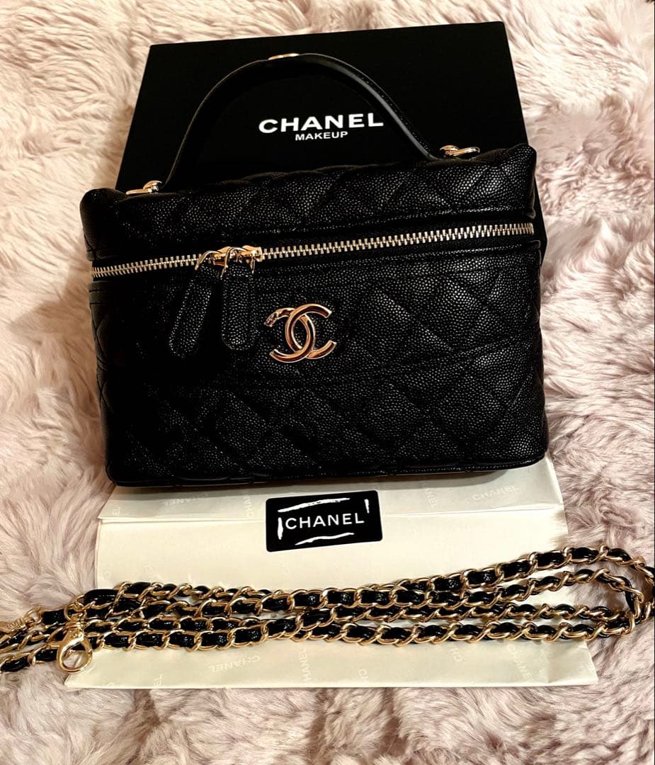 CHANEL ショルダーバッグ ノベルティ
