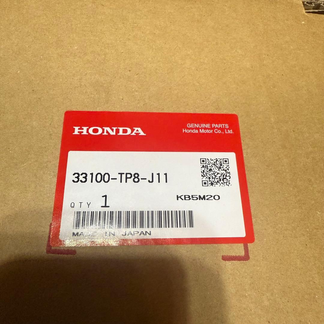 ホンダ　アクティ　右ヘッドライト　HA8 HA9