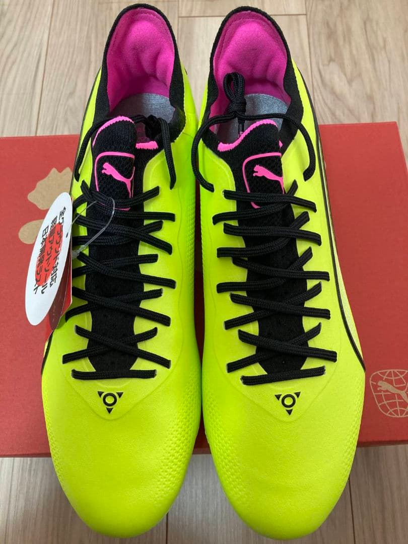 新品未使用! PUMA プーマ キング アルティメット HG/AG 25.5cm