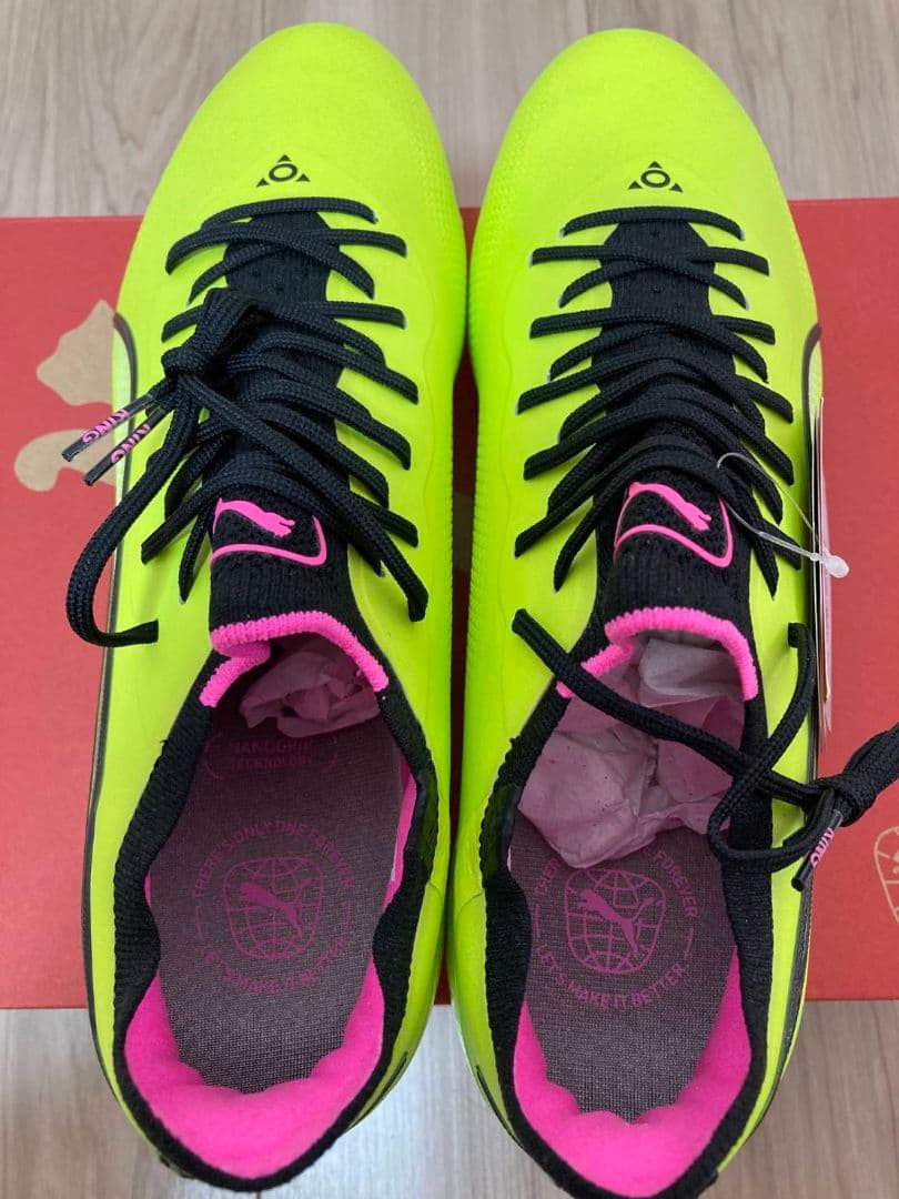 新品未使用! PUMA プーマ キング アルティメット HG/AG 25.5cm