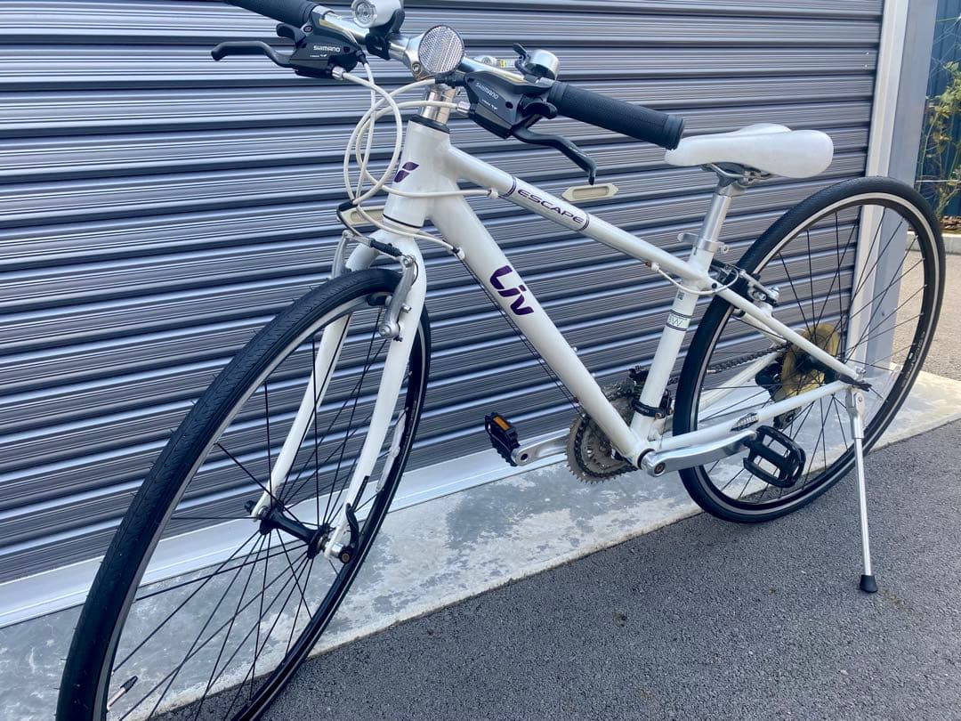 Livエスケープ クロスバイク ジャイアントR3W XXS 富士市周辺　ホワイト