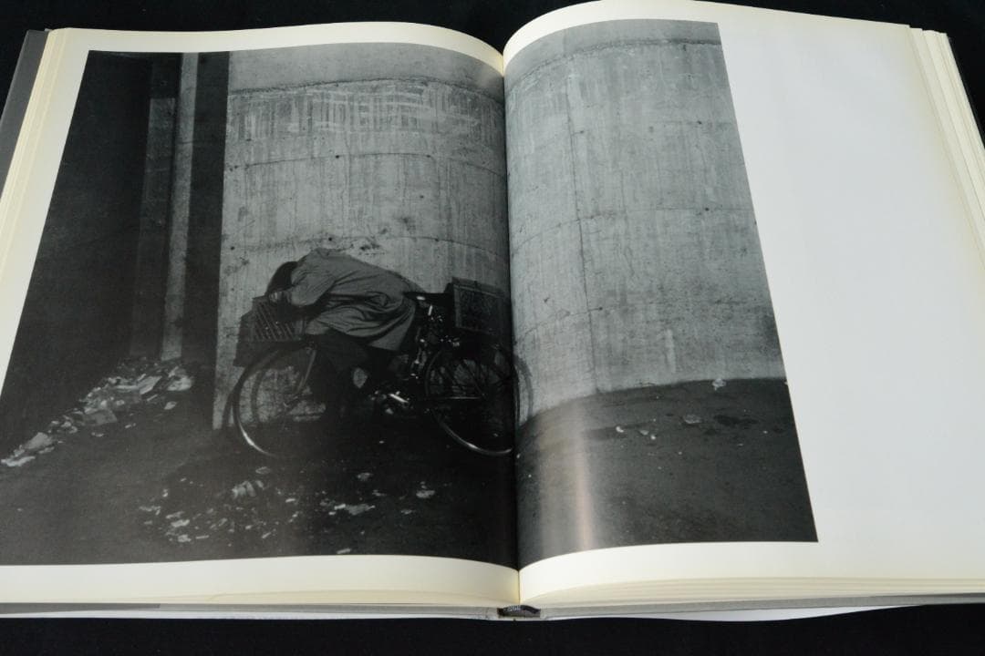 【Jeff Wall: Figures & Places】ジェフ・ウォール