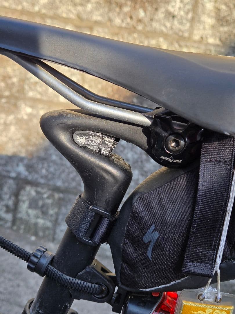 スペシャライズド　ルーベスポーツ(2016)