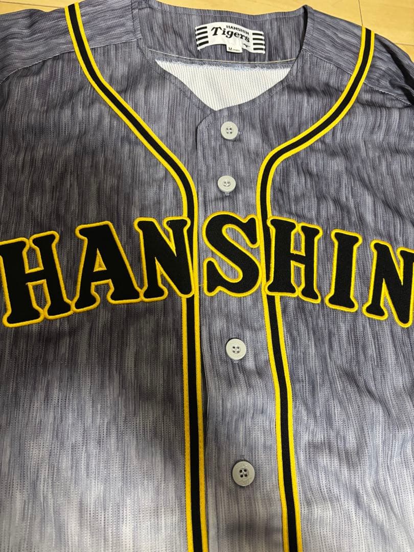 阪神タイガース ビジター ユニフォーム 無地 背番号なし M