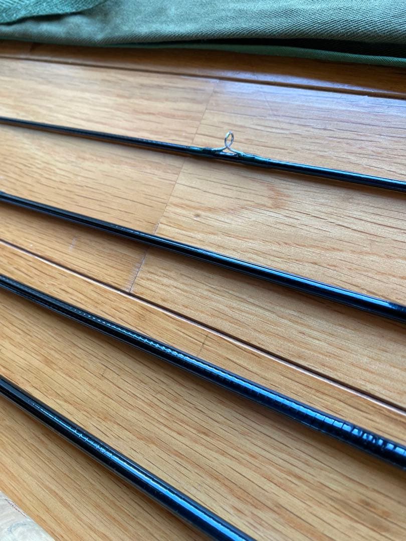 DAIWA PHANTOM AWF８０５ー５　#４ー５　ドライ&ニンフ　ケース付