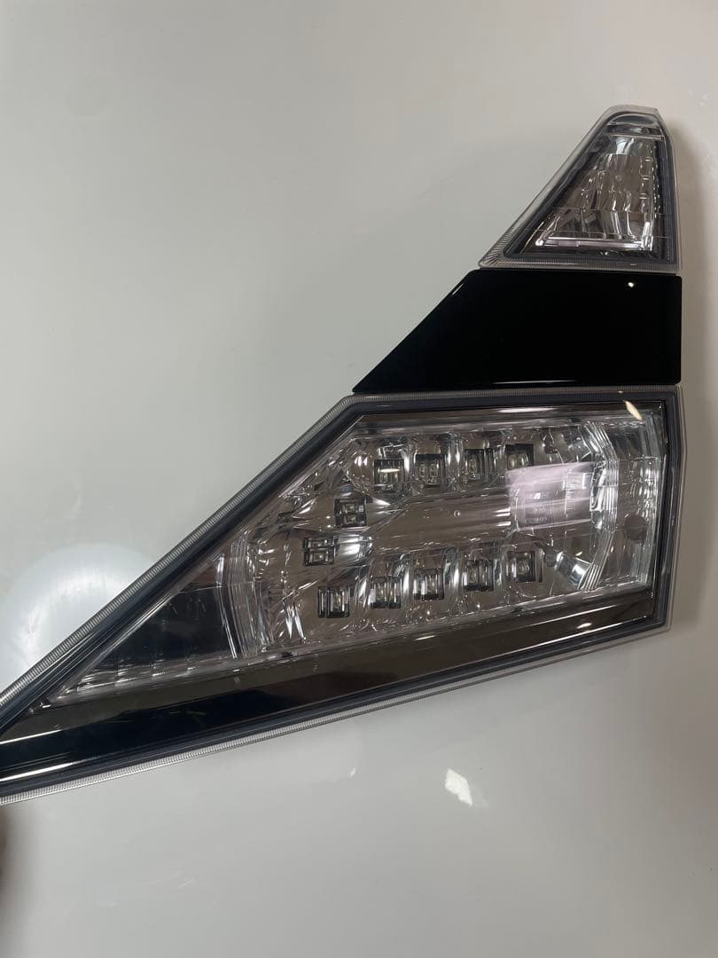 ヴェルファイア 20系テールランプ クリア ブラック 4個セット