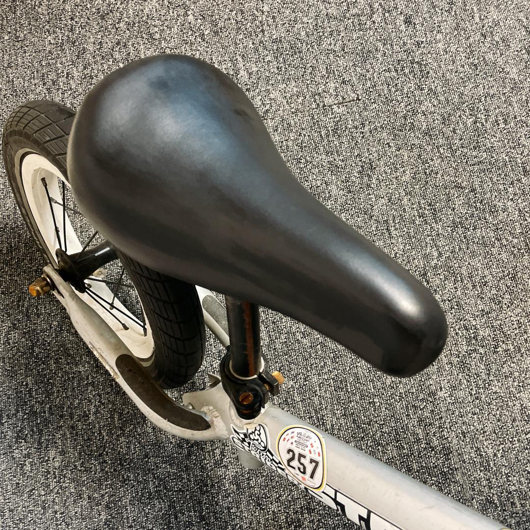 STRIDER PRO バランスバイク 12インチ シルバー カスタムハンドル