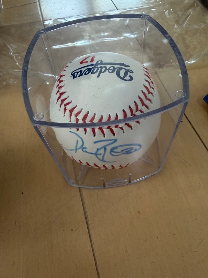 大谷翔平 ロバーツ監督直筆サイン入りボール付き！豪華ユニフォームセット！