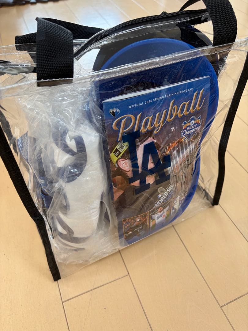 大谷翔平 ロバーツ監督直筆サイン入りボール付き！豪華ユニフォームセット！