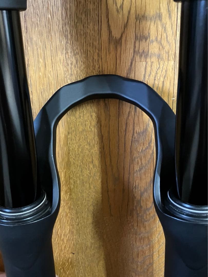 MANITOU CIRCUS EXPERT 26インチ　フロントフォーク