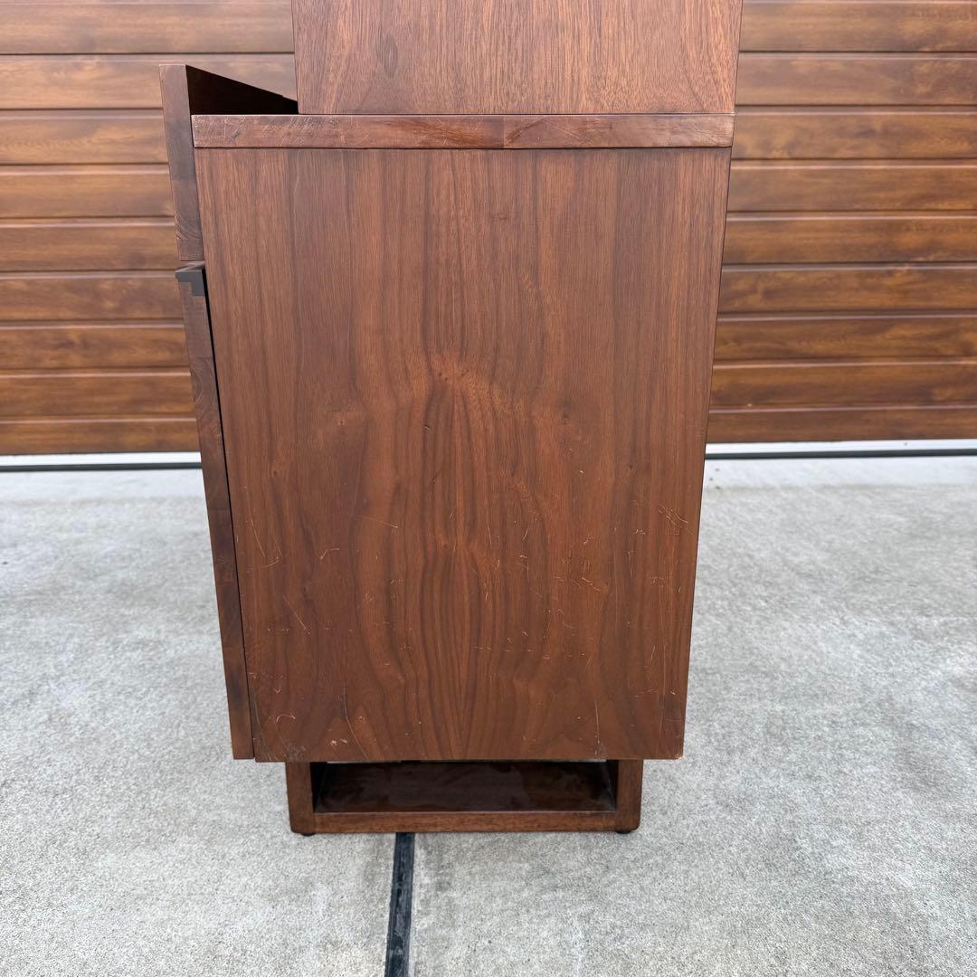 美品 BIS ビス 北欧風 ウォールナット ガラス扉 食器棚 購入価格20万