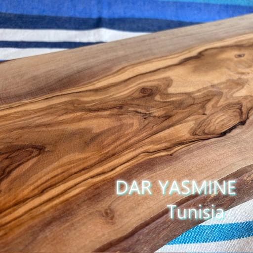 オリーブの木 個性あふれる１点もの　超特大フリーカット　潔く愚直に生きる姿