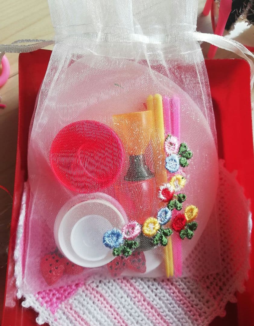 昭和レトロ雑貨　セルロイドの箱　セルロイド人形　女の子のおもちゃ